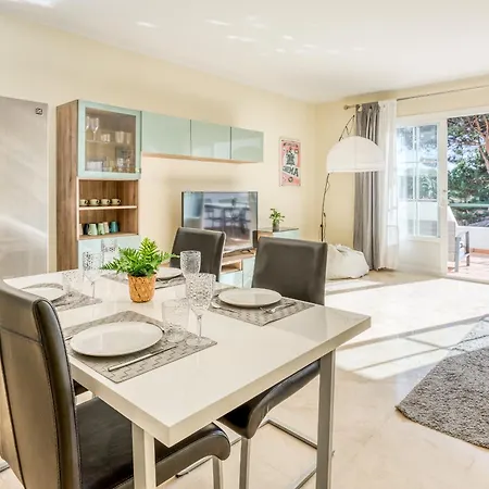 Life El Presidente Penthouse Pool View *