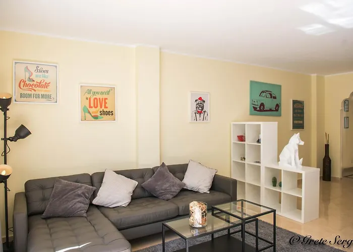 Life El Presidente Penthouse Pool View