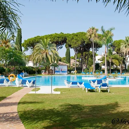 Life El Presidente Penthouse Pool View Daire Estepona